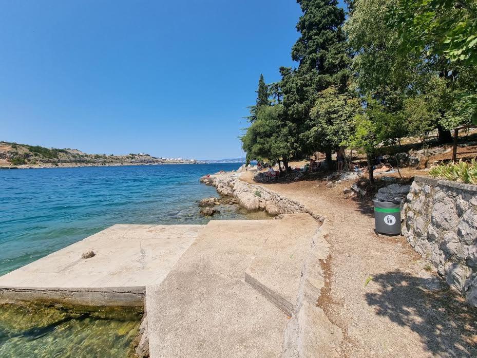 Villa Riva Omišalj Exterior foto